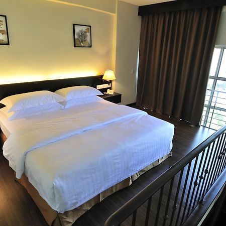 Ernes Hotel Perai Eksteriør billede